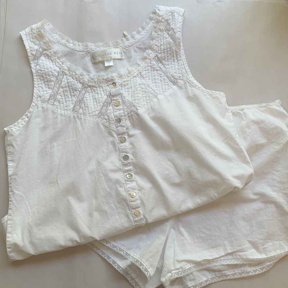 Eileen West White Sleeveless Pajama Set